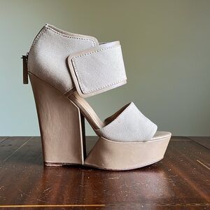 L.A.M.B. - Wedge Platform Sandal - Size 8.5